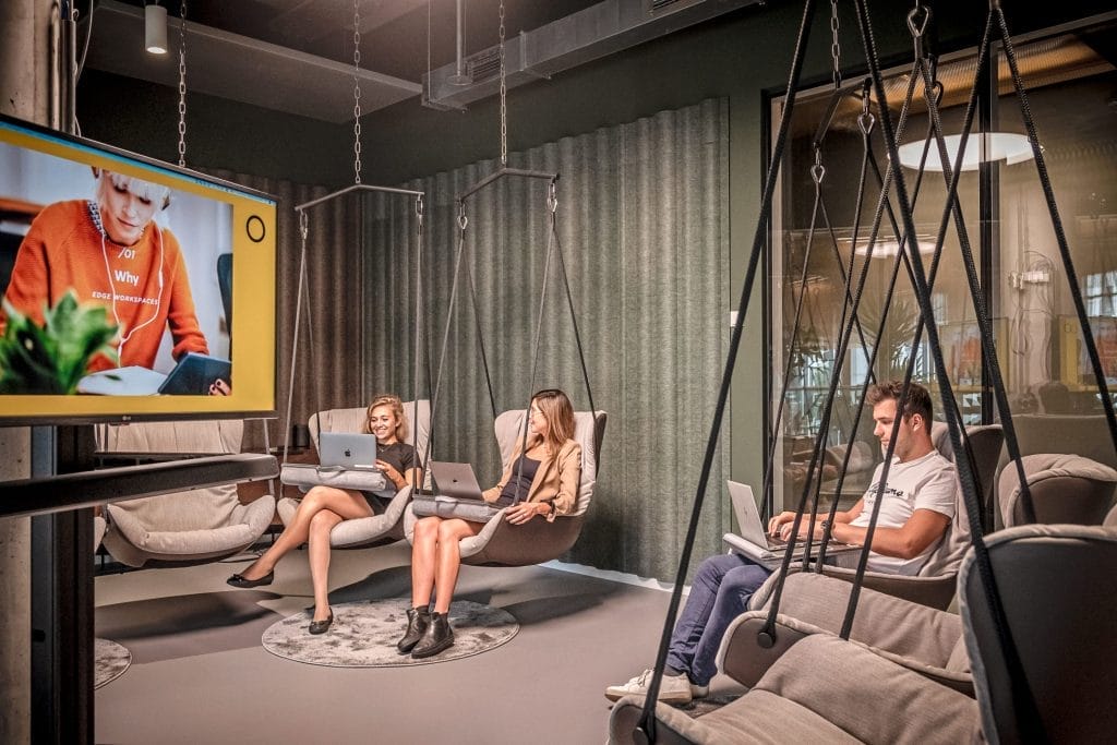 Einladendes Entree zu einem EDGE Workspaces Standort.